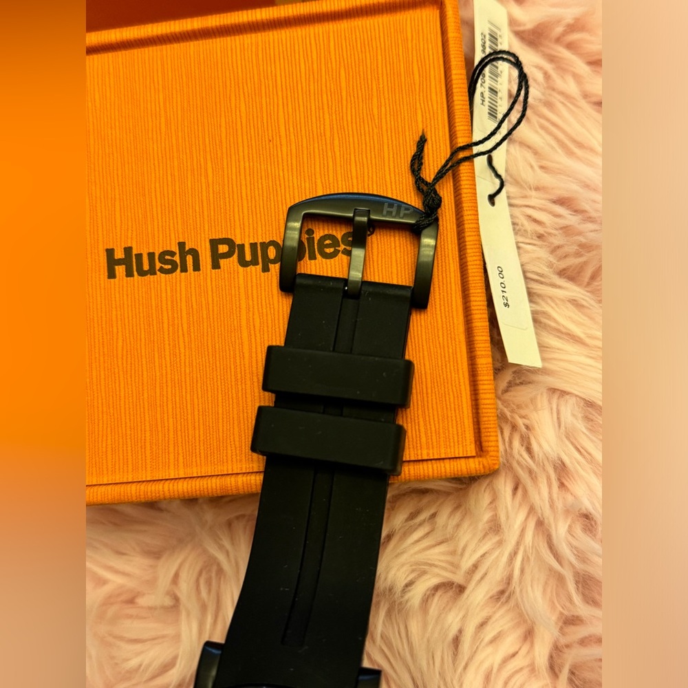 NIB HUSH PUPPIES SILICONE STRAP‎ ANALOG WATCH - Picture 7 of 9